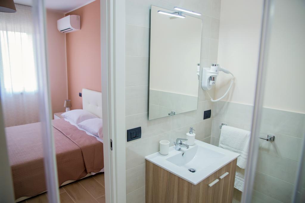 Gleda Rooms In The Square Pompeji Rum bild