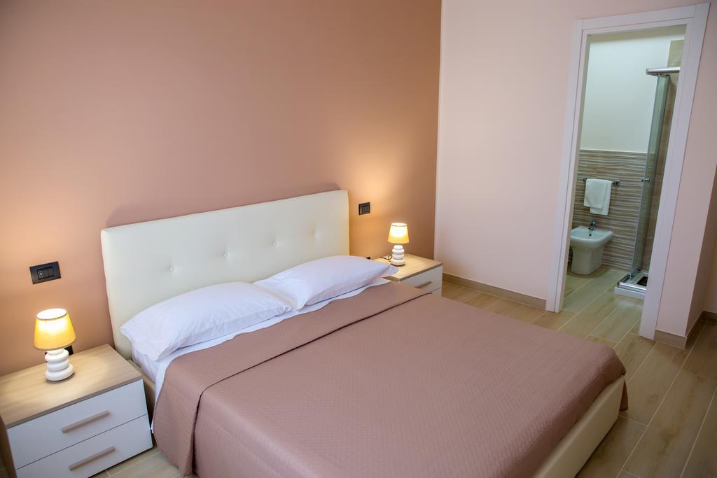Gleda Rooms In The Square Pompeji Rum bild